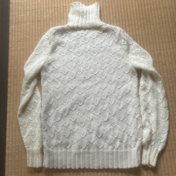 Off white fish scale knit turtleneck sweater. - Picture 2 of 2